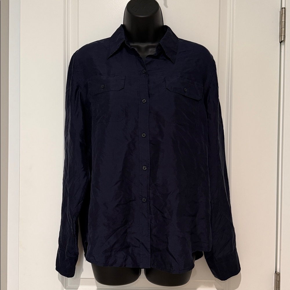 Lauren Ralph Lauren 100% Silk Long Sleeved Button Down